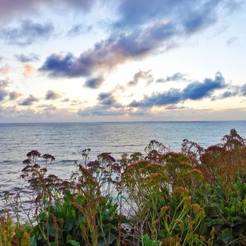 Point Vicente Lighthouse - Landmarks & Historical Buildings Near Me - Rancho Palos Verdes, California