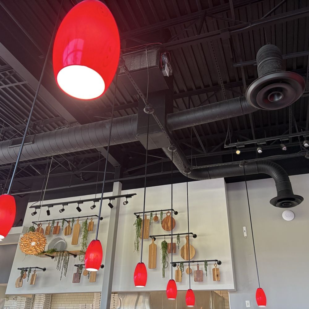 Halo Pizzeria - Lights and Decor - Pizza Near Me - Frisco, Texas Halo Pizzeria - Lights and Decor - Pizza Near Me - Frisco, Texas