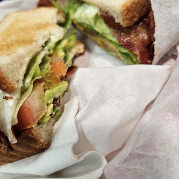 Big Tomy's - Burgers Near Me - Los Angeles, California
