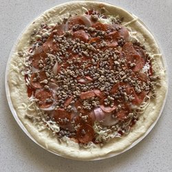 Papa Murphy's - Pizza missing toppings on the edge