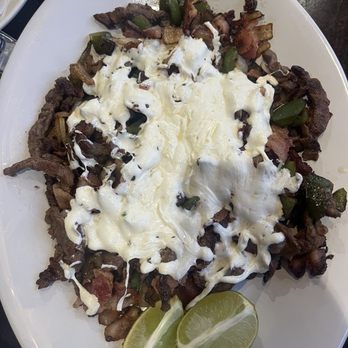 Frida - Alambre - Mexican Near Me - West Hartford, Connecticut Frida - Alambre - Mexican Near Me - West Hartford, Connecticut