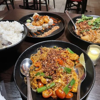 P.F. Chang's - Chinese Near Me - Rancho Cucamonga, California