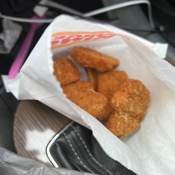 Burger King - 5 nuggets and 1 fry - Burgers Near Me - Chicago, Illinois Burger King - 5 nuggets and 1 fry - Burgers Near Me - Chicago, Illinois