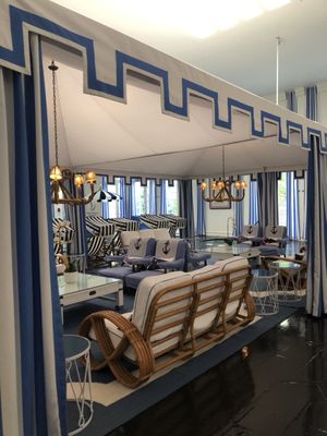 Palm Springs Yacht Club by null