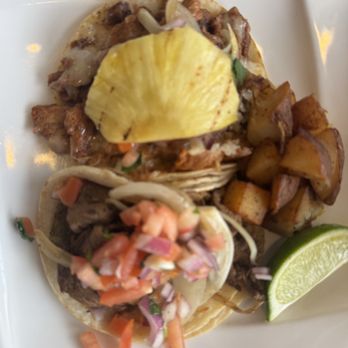 La Chingona - Taco Al Pastor (Marinated Pork & Pineapple) - Mexican Near Me - Seattle, Washington