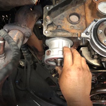 Paul's Auto Center - Replace oil filter part. - Auto Repair Near Me - Gardena, California Paul's Auto Center - Replace oil filter part. - Auto Repair Near Me - Gardena, California