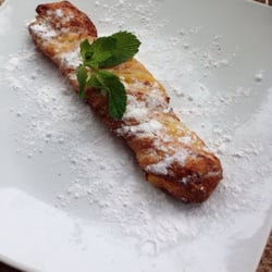 Brasserie Lunchroom Njoyz - Carribiean twister met annanas en kokos! Heerlijk warm net uit de oven.