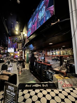 Vindicktive Bar and Wings by null