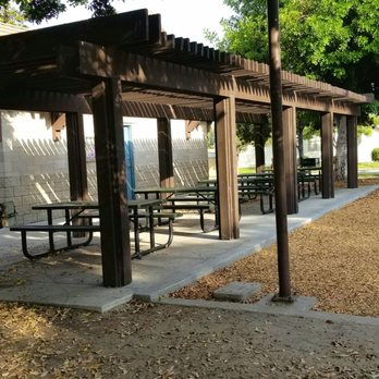 Magnolia Tree Park - Benches - Parks Near Me - Tustin, California Magnolia Tree Park - Benches - Parks Near Me - Tustin, California