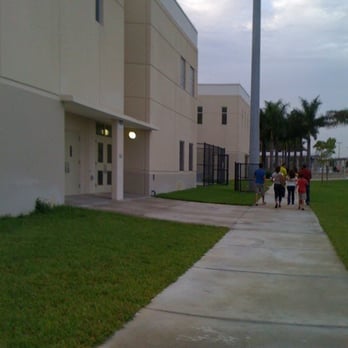 Schools Public - Elementary Schools Near Me - Pembroke Pines, Florida Schools Public - Elementary Schools Near Me - Pembroke Pines, Florida