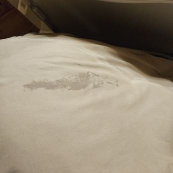 Cabins USA - Mattress cover - Vacation Rentals Near Me - Sevierville, Tennessee