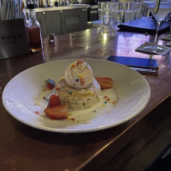 Marais - Marais tres leche - Seafood Near Me - Dickinson, Texas Marais - Marais tres leche - Seafood Near Me - Dickinson, Texas
