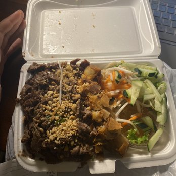Pho Lee - V4. Sauteed Lemongrass Beef, Egg Roll and Vermicelli Rice Noodles - Vietnamese Near Me - Auburn, Alabama Pho Lee - V4. Sauteed Lemongrass Beef, Egg Roll and Vermicelli Rice Noodles - Vietnamese Near Me - Auburn, Alabama