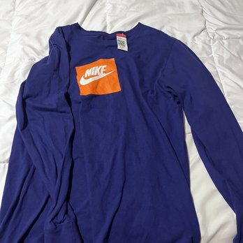 Thrift Town - Nike long sleeve $7.99 - Thrift Stores Near Me - San Antonio, Texas Thrift Town - Nike long sleeve $7.99 - Thrift Stores Near Me - San Antonio, Texas