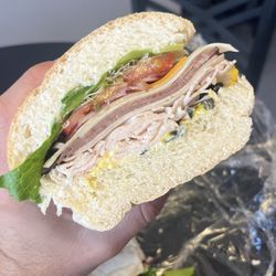 Leger's Deli