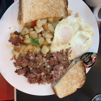 Ruby's Diner - Corned beef hash and eggs - Diners Near Me - Commerce, California Ruby's Diner - Corned beef hash and eggs - Diners Near Me - Commerce, California
