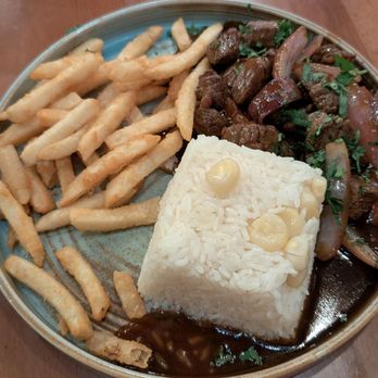 Manta Wynwood - Lomo Saltado - Peruvian Near Me - Miami, Florida