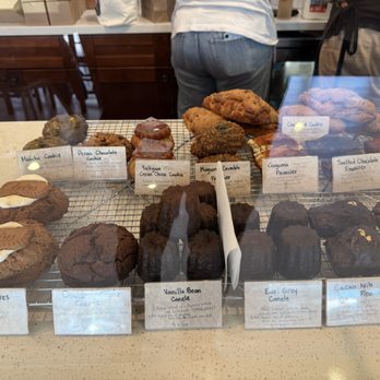 Gu-eum Cake & Bakery - Bakeries Near Me - Saratoga, California Gu-eum Cake & Bakery - Bakeries Near Me - Saratoga, California