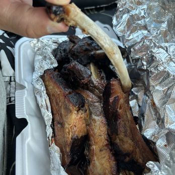 D'Z Pit BBQ - Ribs, fall off the bone ribs!! - Food Trucks Near Me - Florence, South Carolina D'Z Pit BBQ - Ribs, fall off the bone ribs!! - Food Trucks Near Me - Florence, South Carolina