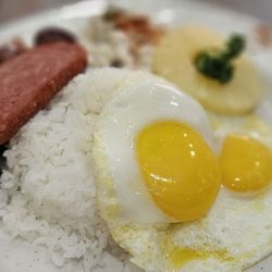 Peg's Glorified Ham N Eggs