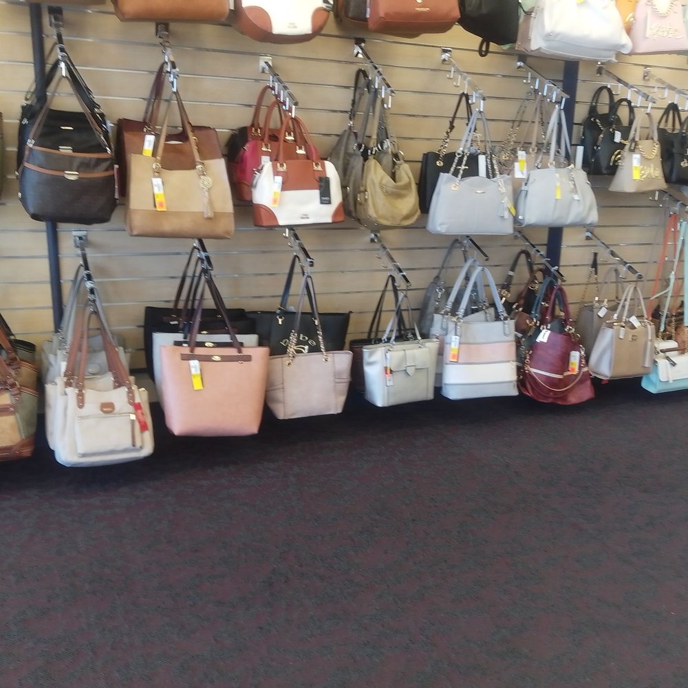 Shoe Dept - Shoe Stores Near Me - Benton Harbor, Michigan Shoe Dept - Shoe Stores Near Me - Benton Harbor, Michigan
