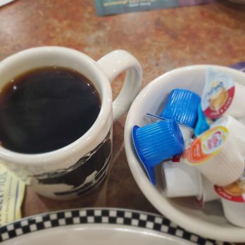 Black Bear Diner Pasadena - Bottomless Coffee w creamer! - Diners Near Me - Pasadena, Texas