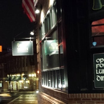 The Auld Shebeen - Front of The Auld Shebeen at night - Irish Pub Near Me - Fairfax, Virginia