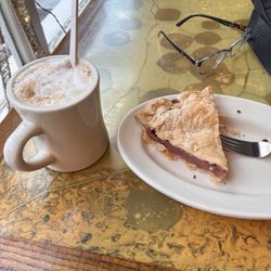 Rockingham Roasters - Mediocre pie and coffee