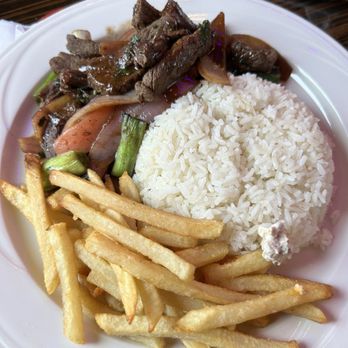 Inka Terra - Lomo Saltado - Spanish Near Me - Stony Point, New York Inka Terra - Lomo Saltado - Spanish Near Me - Stony Point, New York