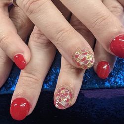 Diva Nails