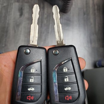 Express Auto Locksmith - Keys & Locksmiths Near Me - Ontario, California Express Auto Locksmith - Keys & Locksmiths Near Me - Ontario, California