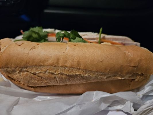 Banh Mi Huong Que by null