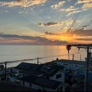 The Rooftop Lounge - The view of the sunset - Lounges Near Me - Laguna Beach, California The Rooftop Lounge - The view of the sunset - Lounges Near Me - Laguna Beach, California
