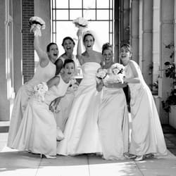 Maclone Photography - Lisa and her bridesmaids at the World Trade Center Boston