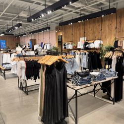 Aritzia