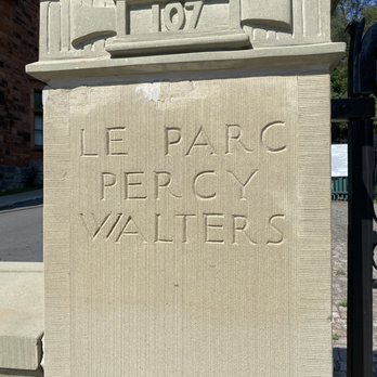 Parc Percy-Walters - Dog Parks Near Me - Montreal, Quebec Parc Percy-Walters - Dog Parks Near Me - Montreal, Quebec