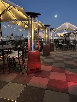 Market Pavilion Hotel by null