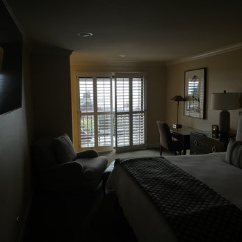 The Lodge at Bodega Bay - Private bedroom in the Captain's Quarters - Hotels Near Me - Bodega Bay, California