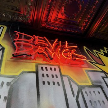 Devil Dawgs-Gold Coast - Hot Dogs Near Me - Chicago, Illinois
