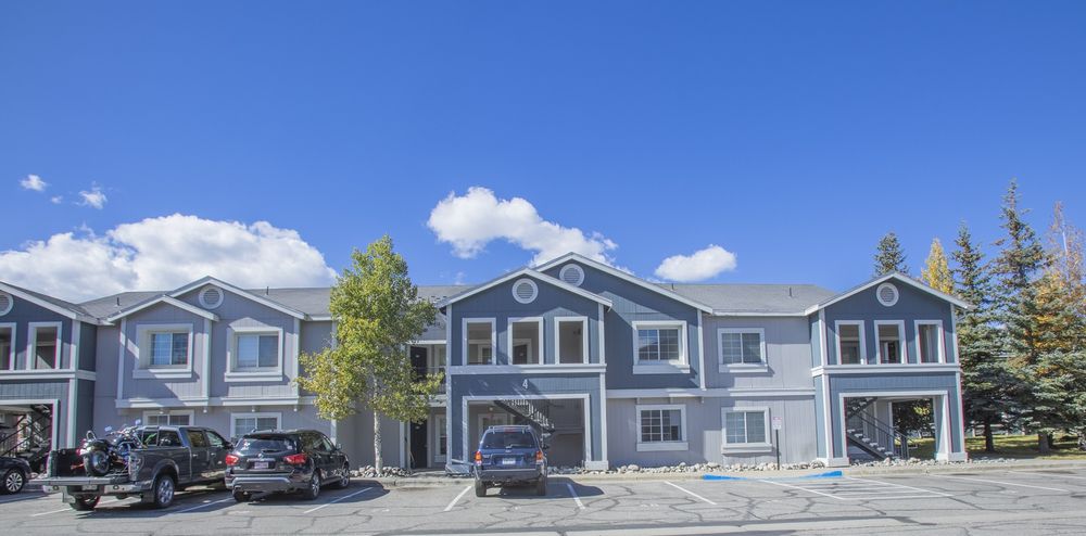 BLUE RIVER APARTMENTS - Updated September 2025 - 31 Photos - 1291 Adams ...
