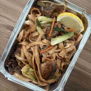 KungFu Kitchen - Roast Duck Stir Fry Hand-Cut Noodle - Chinese Near Me - Brookline, Massachusetts