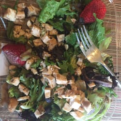 Eat Fit Go - Omaha - Berry salad