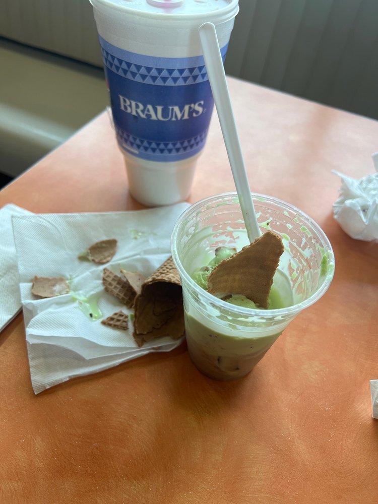 Food from Braum's Ice Cream and Dairy Store