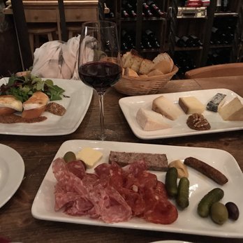 Chez Maurice - Köstliche Kleinigkeiten aus Frankreich. Sehr lecker. - Bistros Near Me - Berlin, BE Chez Maurice - Köstliche Kleinigkeiten aus Frankreich. Sehr lecker. - Bistros Near Me - Berlin, BE