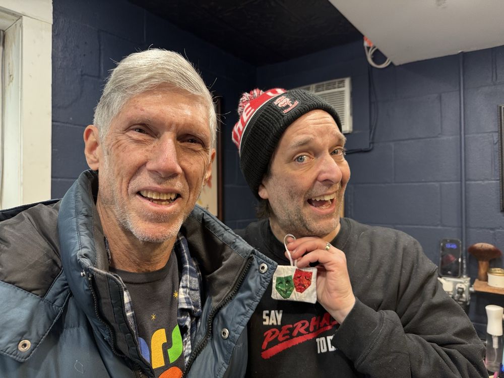 The Handsomizer Logo