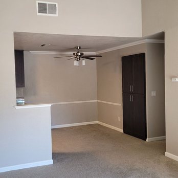 Deer Valley Apartment Homes - High ceiling - Apartments Near Me - Roseville, California Deer Valley Apartment Homes - High ceiling - Apartments Near Me - Roseville, California