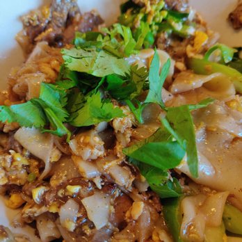 Lung Yai Thai Tapas - Pad sea eiew - Tapas/Small Plates Near Me - Miami, Florida Lung Yai Thai Tapas - Pad sea eiew - Tapas/Small Plates Near Me - Miami, Florida