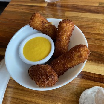Spacecat V-stro - Cheese sticks - Comfort Food Near Me - Ferndale, Michigan
