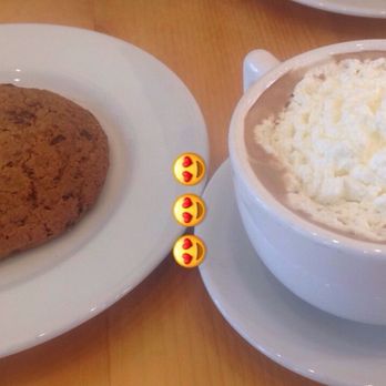 Bakery Lorraine - Hot chocolate and chocolate chip cookie - Breakfast & Brunch Near Me - San Antonio, Texas Bakery Lorraine - Hot chocolate and chocolate chip cookie - Breakfast & Brunch Near Me - San Antonio, Texas