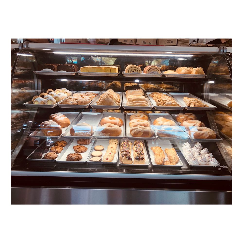 Fortuna Bakery & Cafe Image
